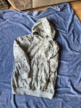 H&M  Light Green Splatter Crewneck Hoodie